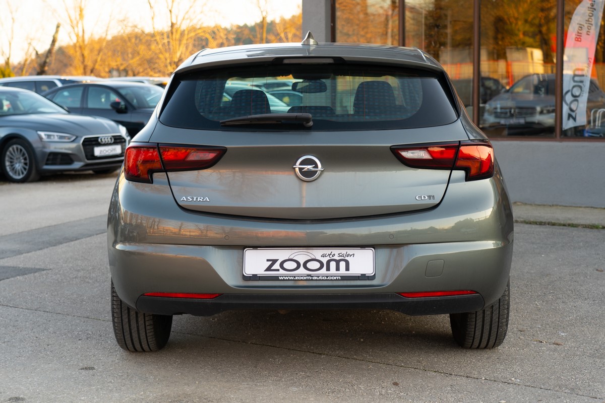 Opel Astra 1.6 D