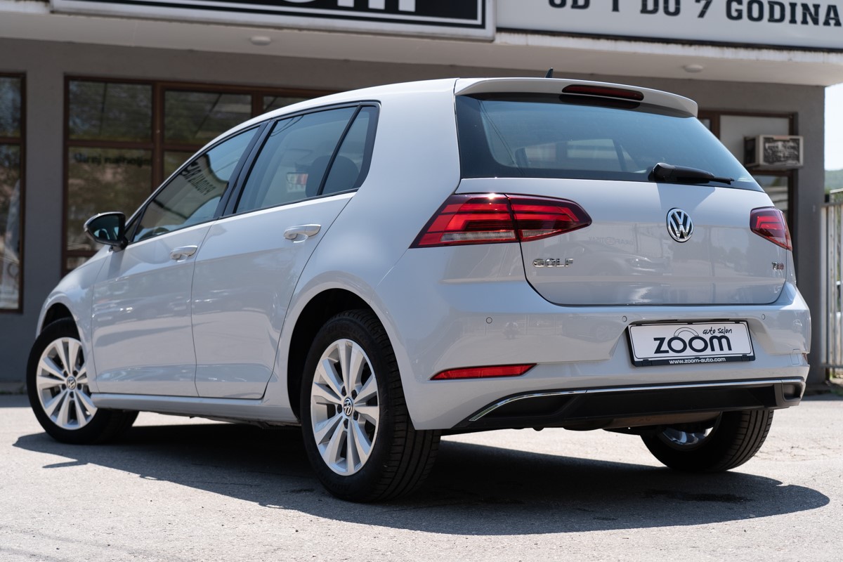 Volkswagen Golf 1,6 TDI DSG