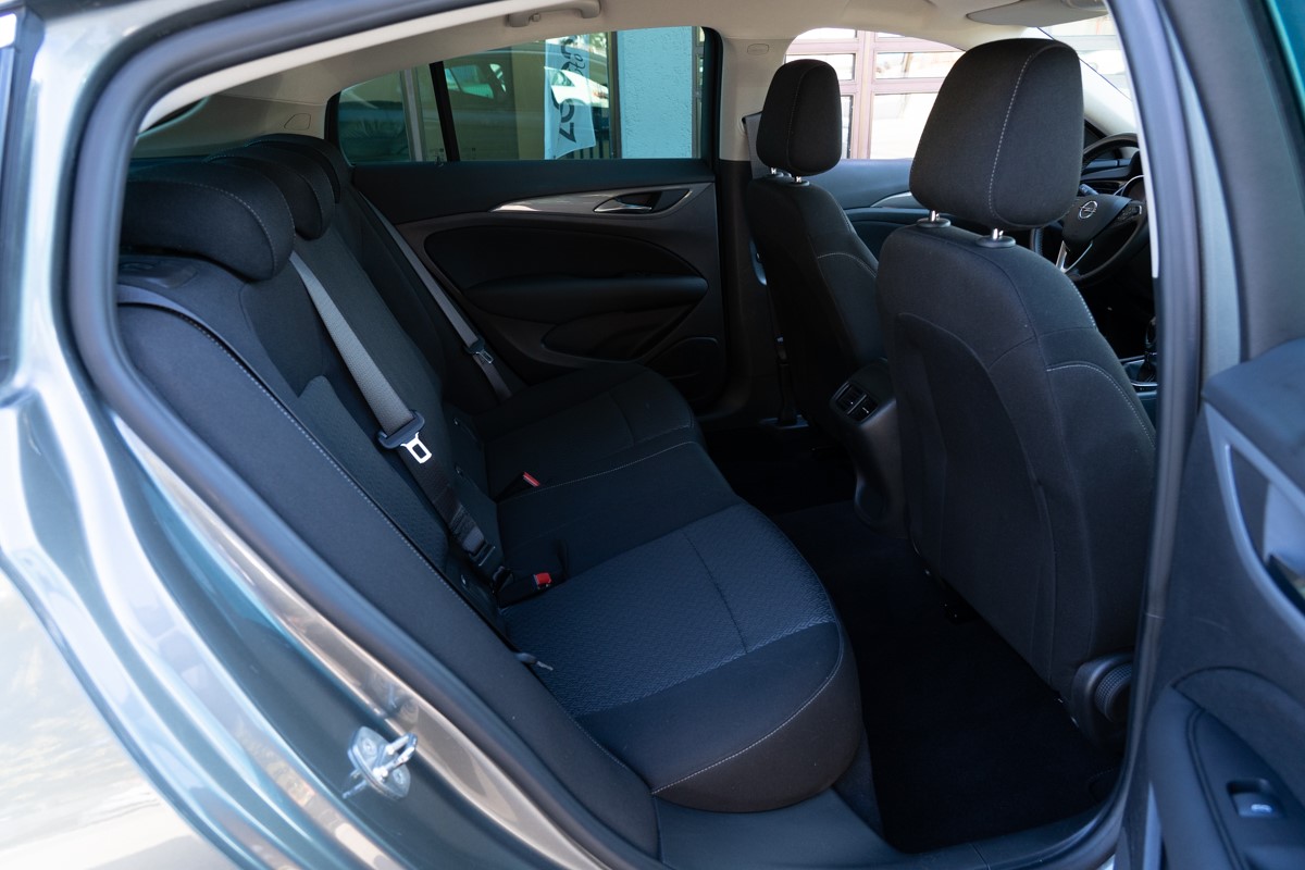 Opel Insignia 1,6 CDTI