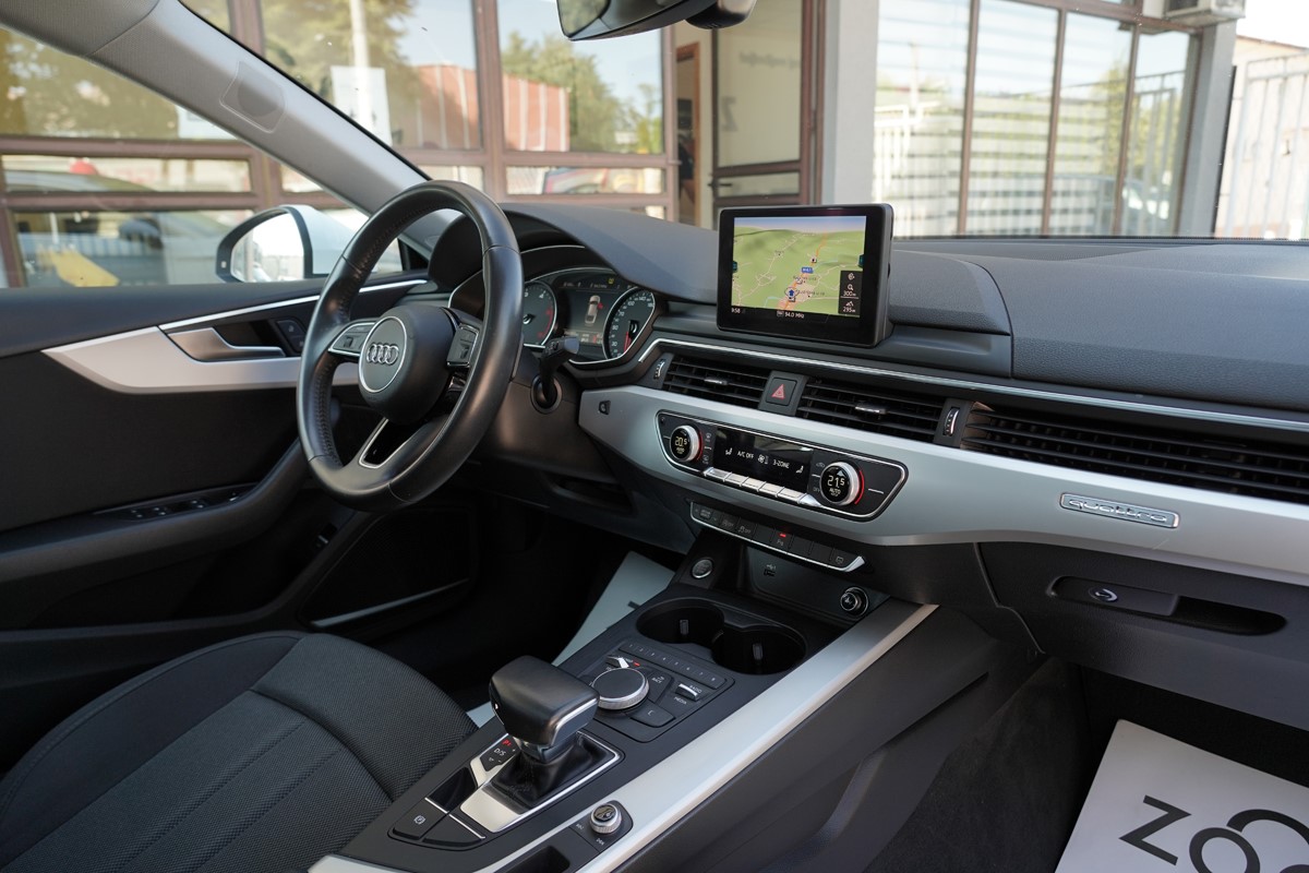 Audi A5
 2.0 TDI QUATTRO
