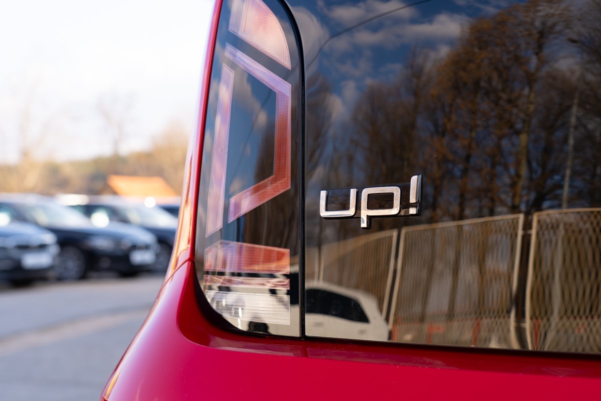 Volkswagen UP! 1,0 BENZIN