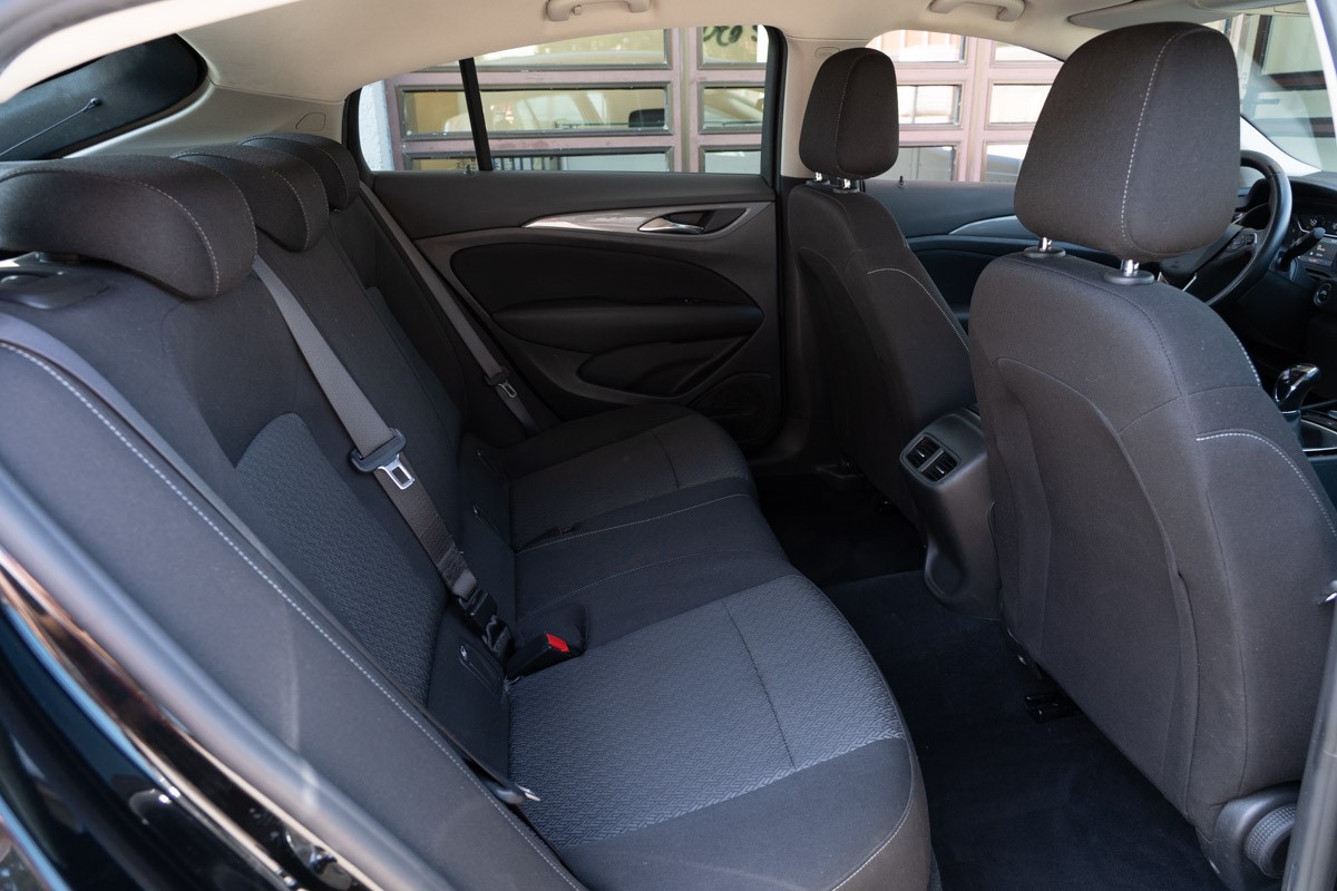 Opel Insignia 1.6 D