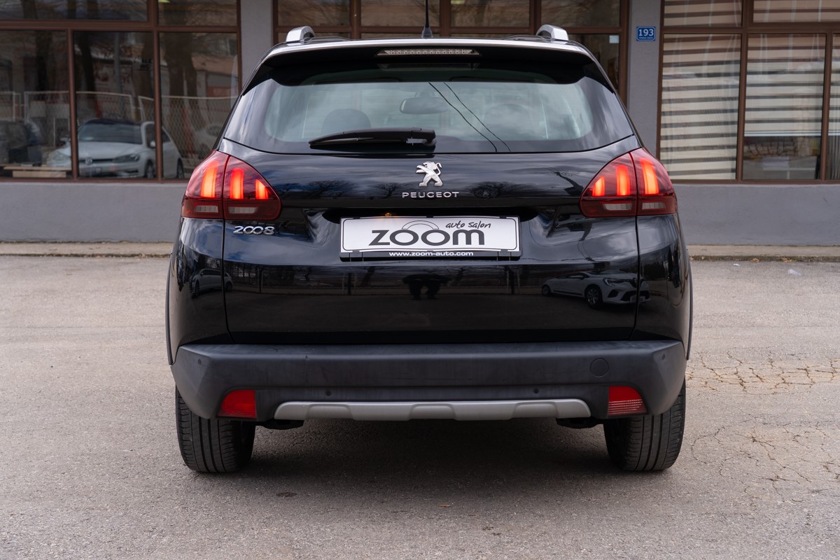 Peugeot 2008 1,6 BlueHDI
