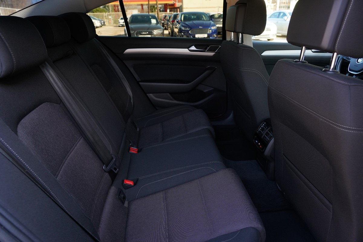 Volkswagen Passat 2.0 TDi BlueMotion Business DSG