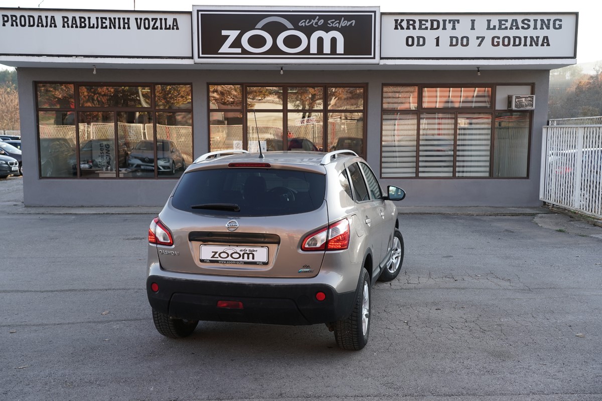 Nissan
 Qashqai 1,6 DCI