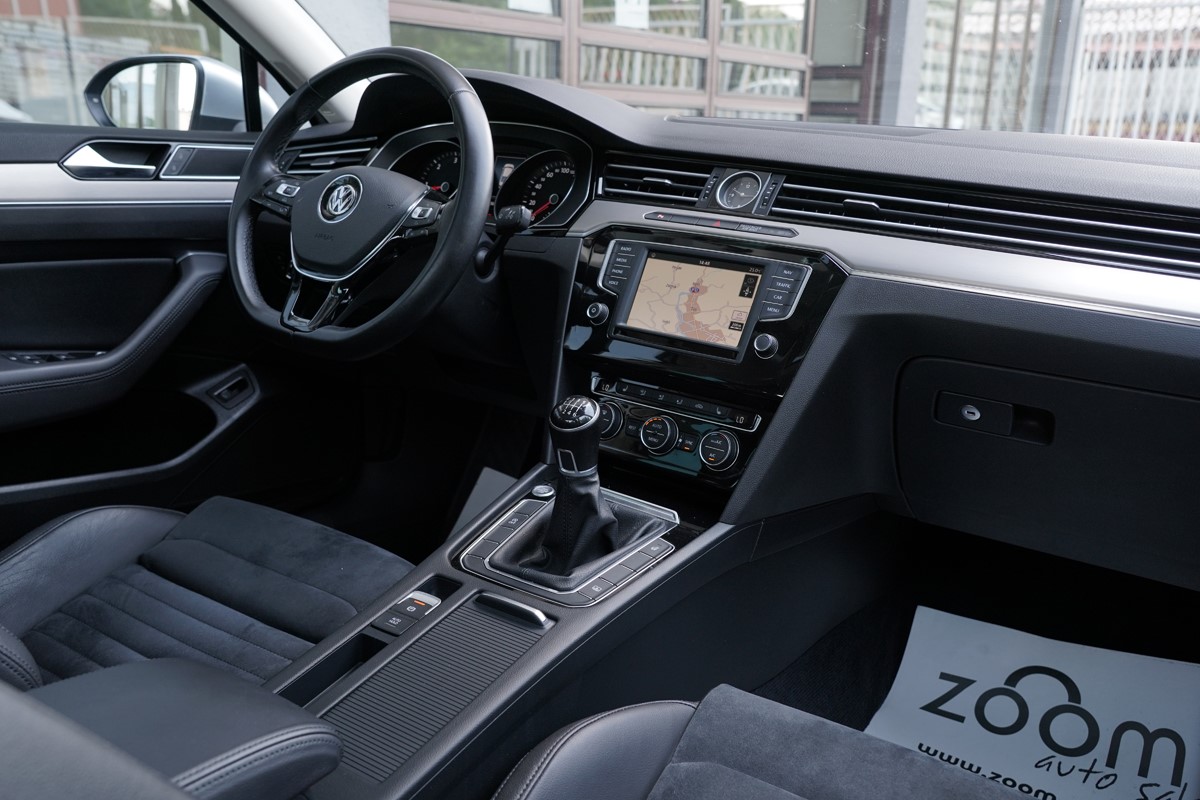 Volkswagen Passat 1.6 TDI Highline