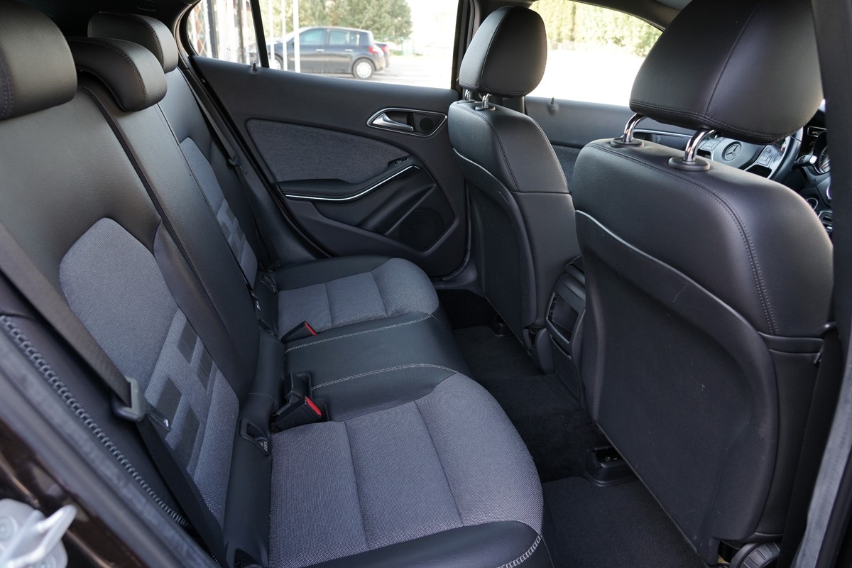 Mercedes-Benz GLA 180 CDI LEASE EDITION 