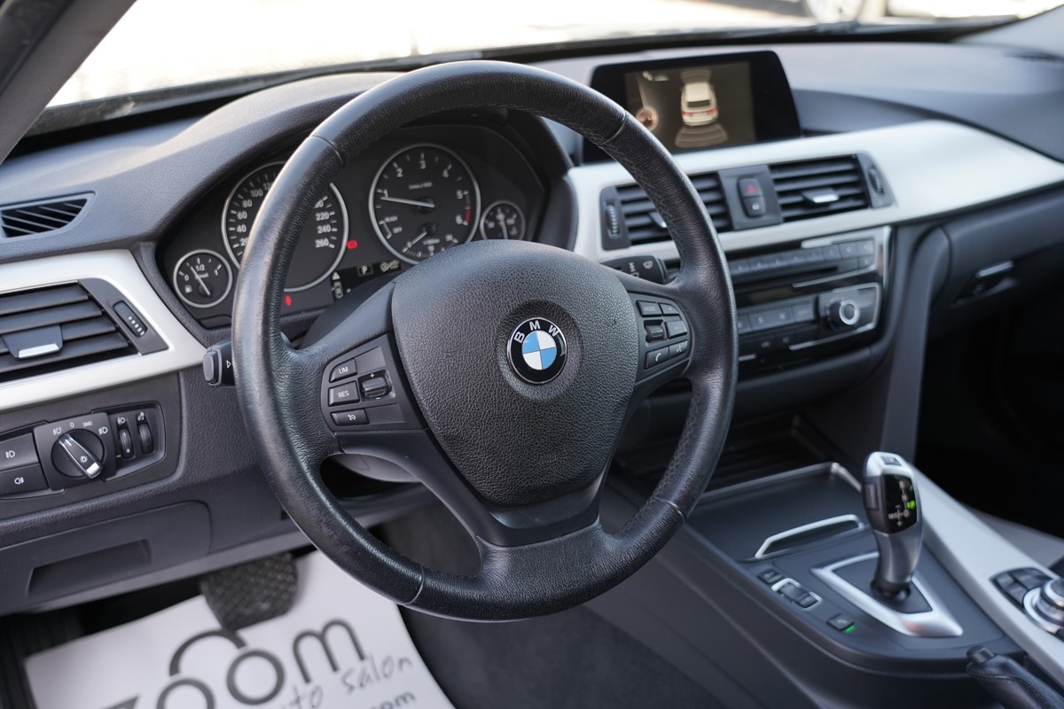 BMW
 3-Series 318 D