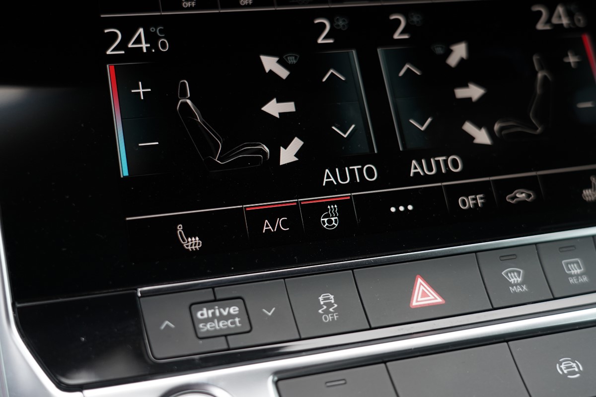 Audi A6
 50 TDI Sportline Quattro