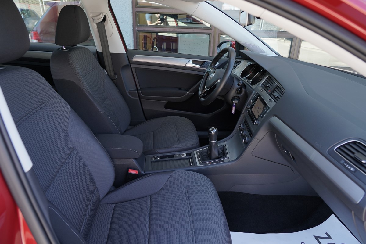 Volkswagen Golf 7 1.6 TDi BlueMotion Confortline Business