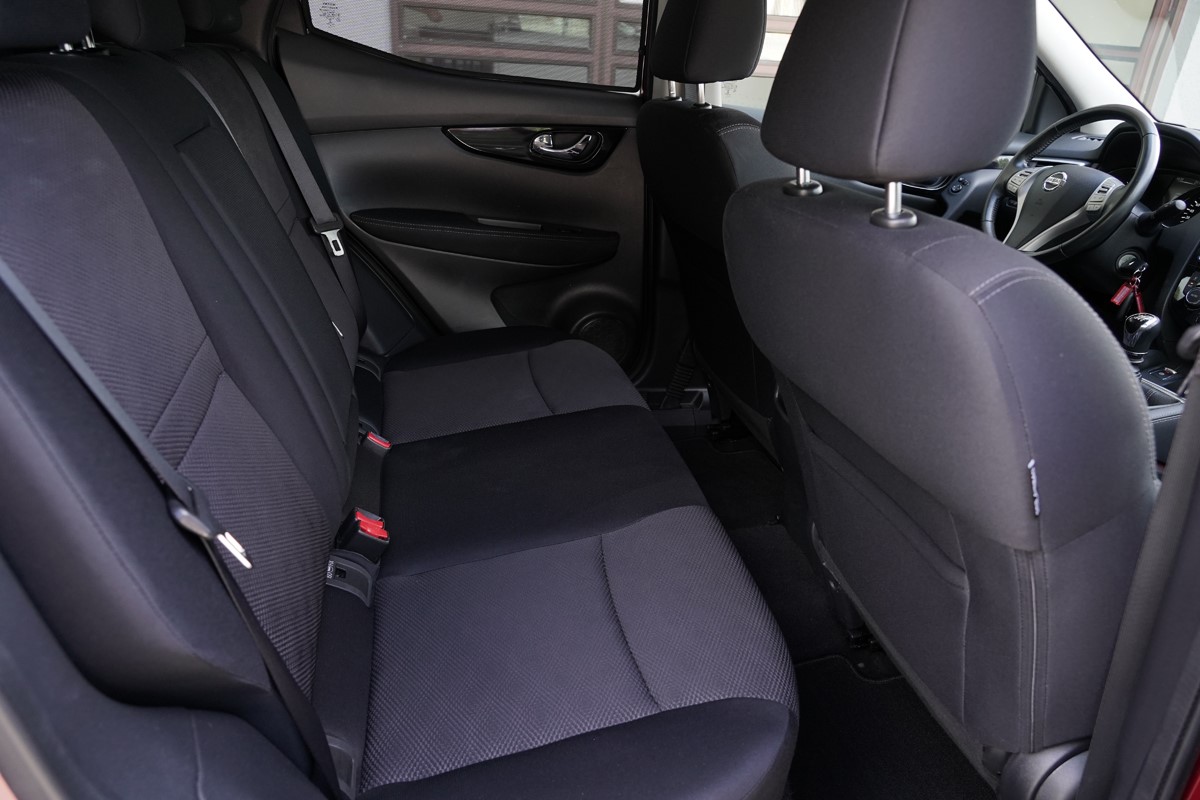 Nissan
 Qashqai 1.6 DCI 4x4