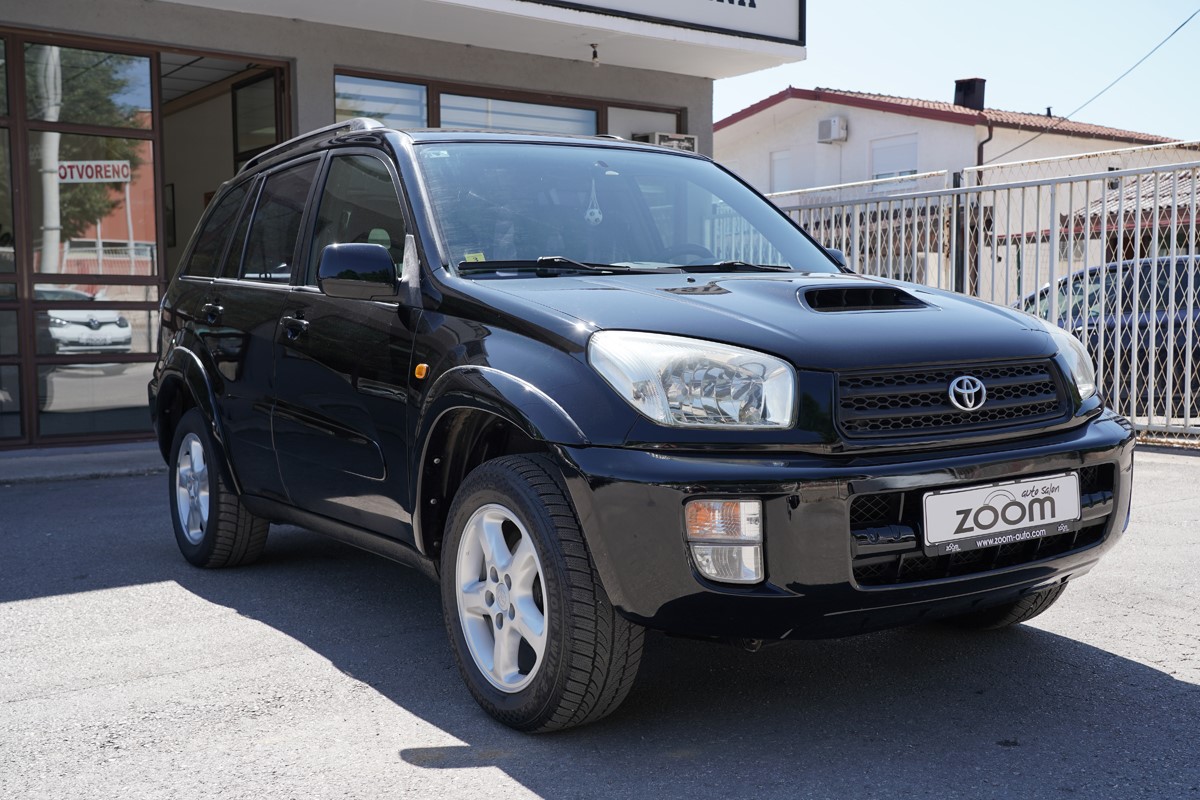 Toyota
 RAV4
 2,0 D