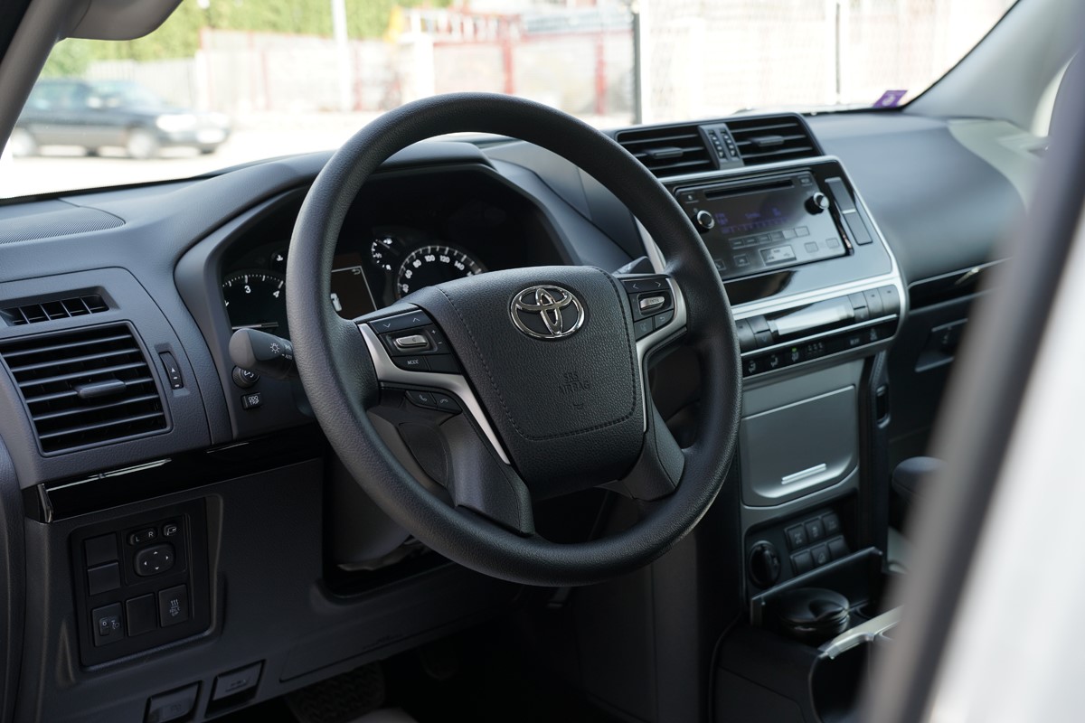 Toyota
 Land Cruiser
 2,8 D-4D