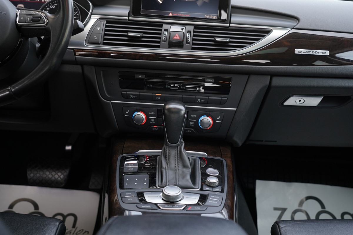 Audi A6
 3.0 TDI QUATTRO