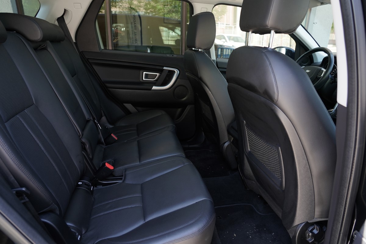 Land Rover
 DISCOVERY 2,0 SPORT DIESEL