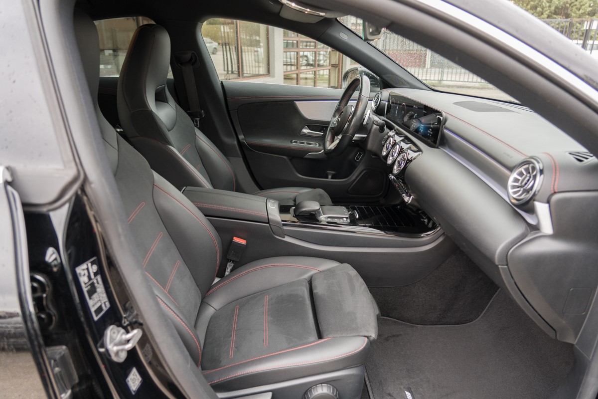 Mercedes-Benz CLA-Class 180 D AMG