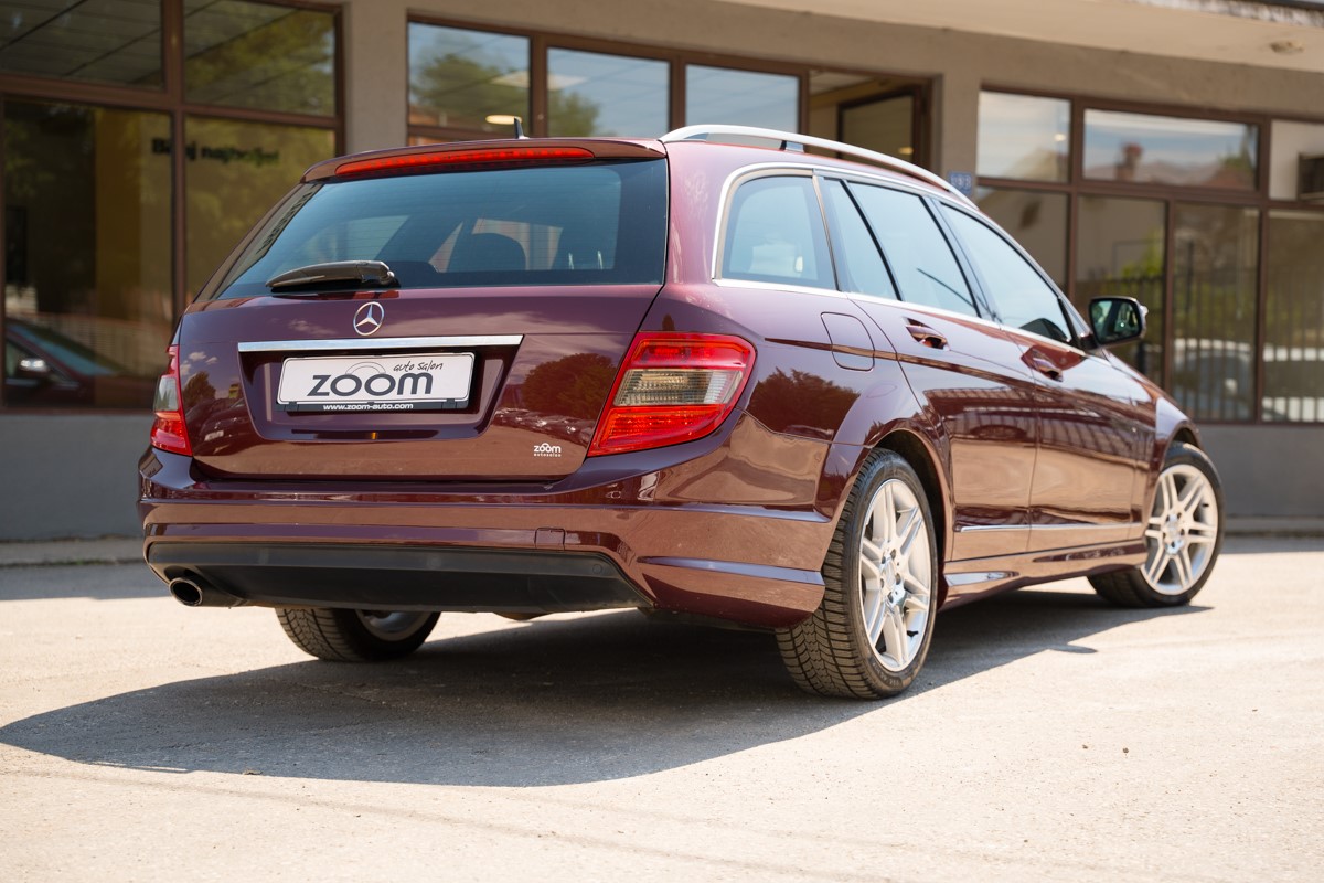 Mercedes-Benz C-Class
 220 CDI AMG