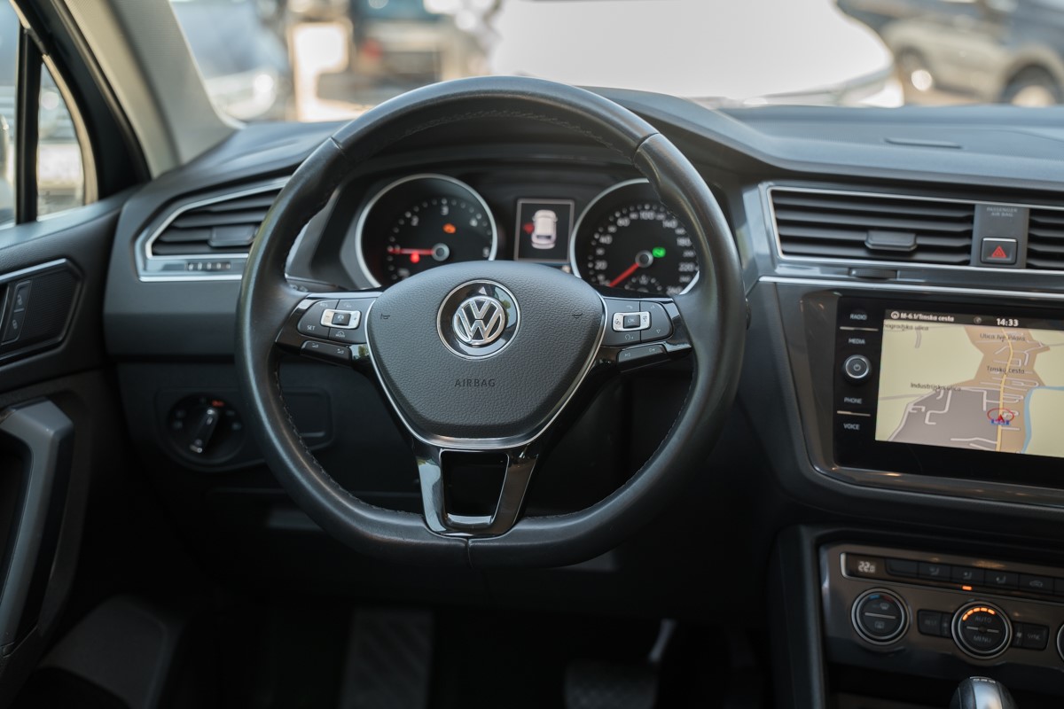 Volkswagen Tiguan
 2.0 TDI DSG