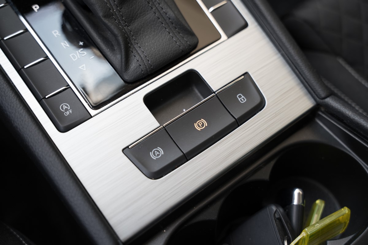 Škoda Superb 2.0 TDI DSG
