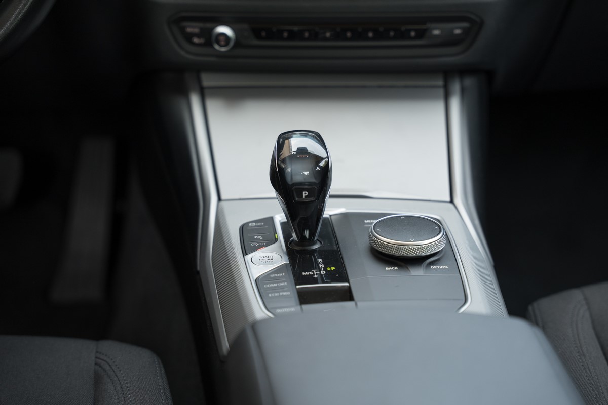 BMW
 3-Series 318 D