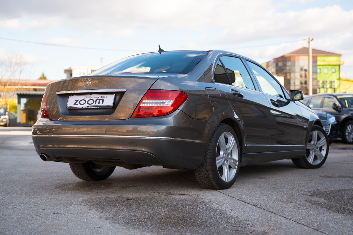 Mercedes-Benz C-Class
 200 CDI 