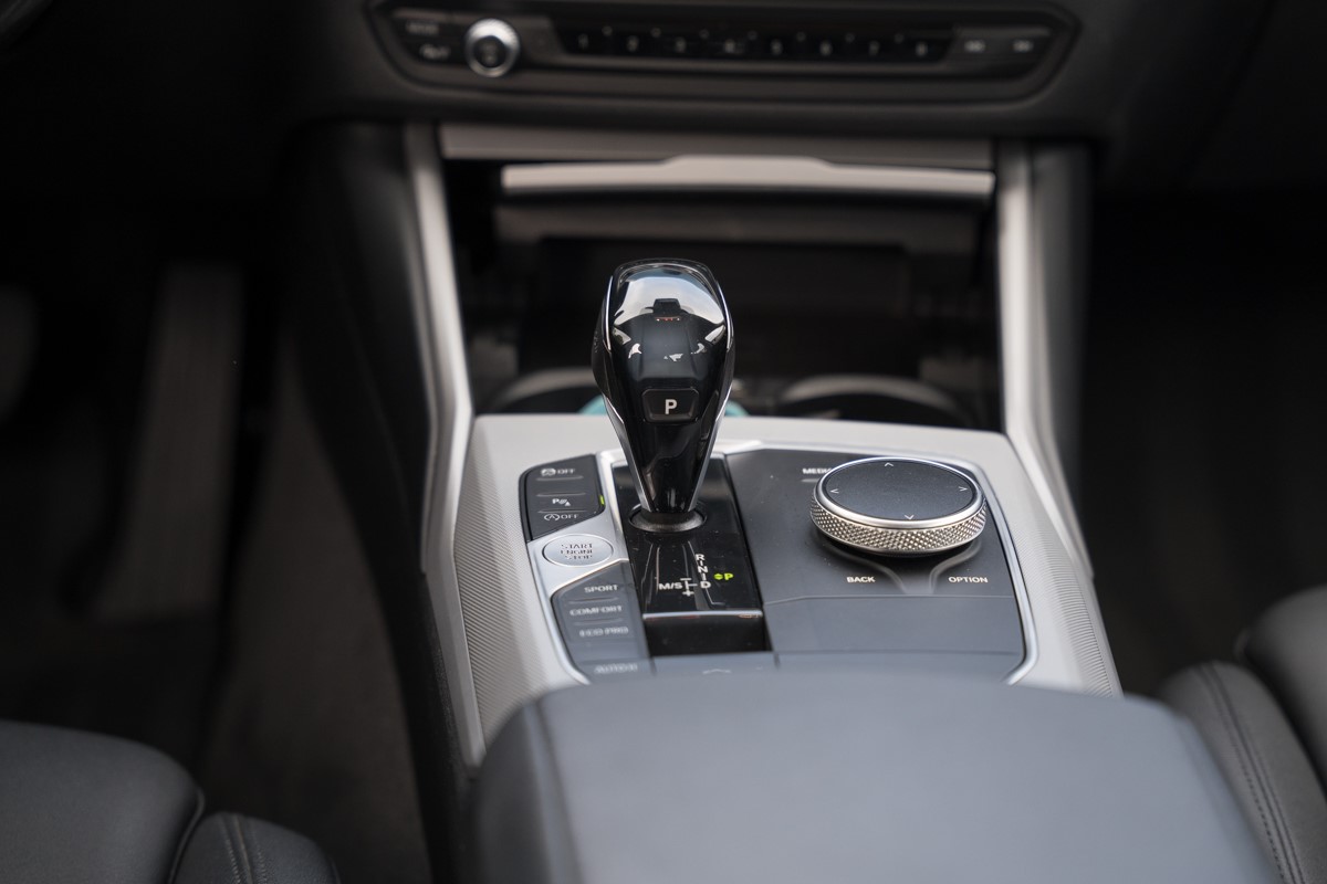 BMW
 3-Series 318 D