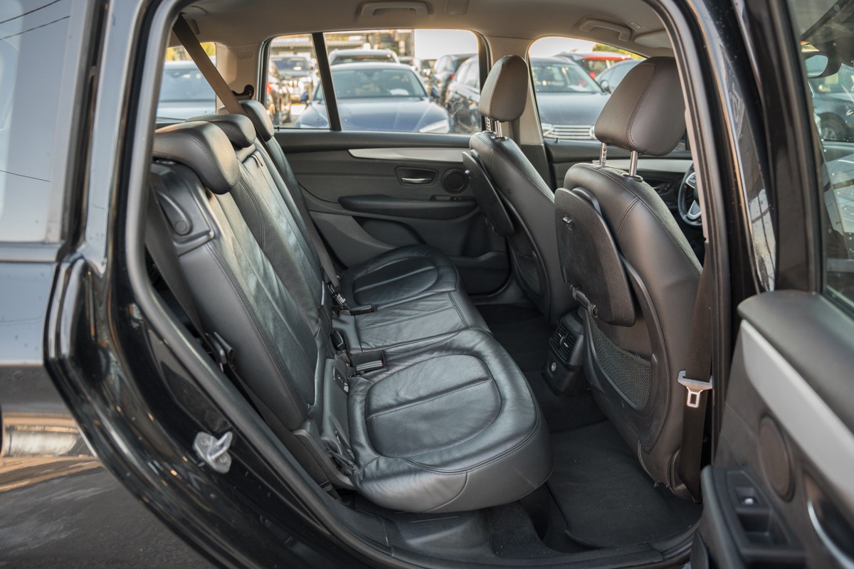 BMW
 Gran Tourer 218 D 7sjedišta