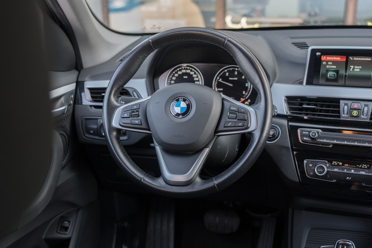 BMW
 X1 1.8 D