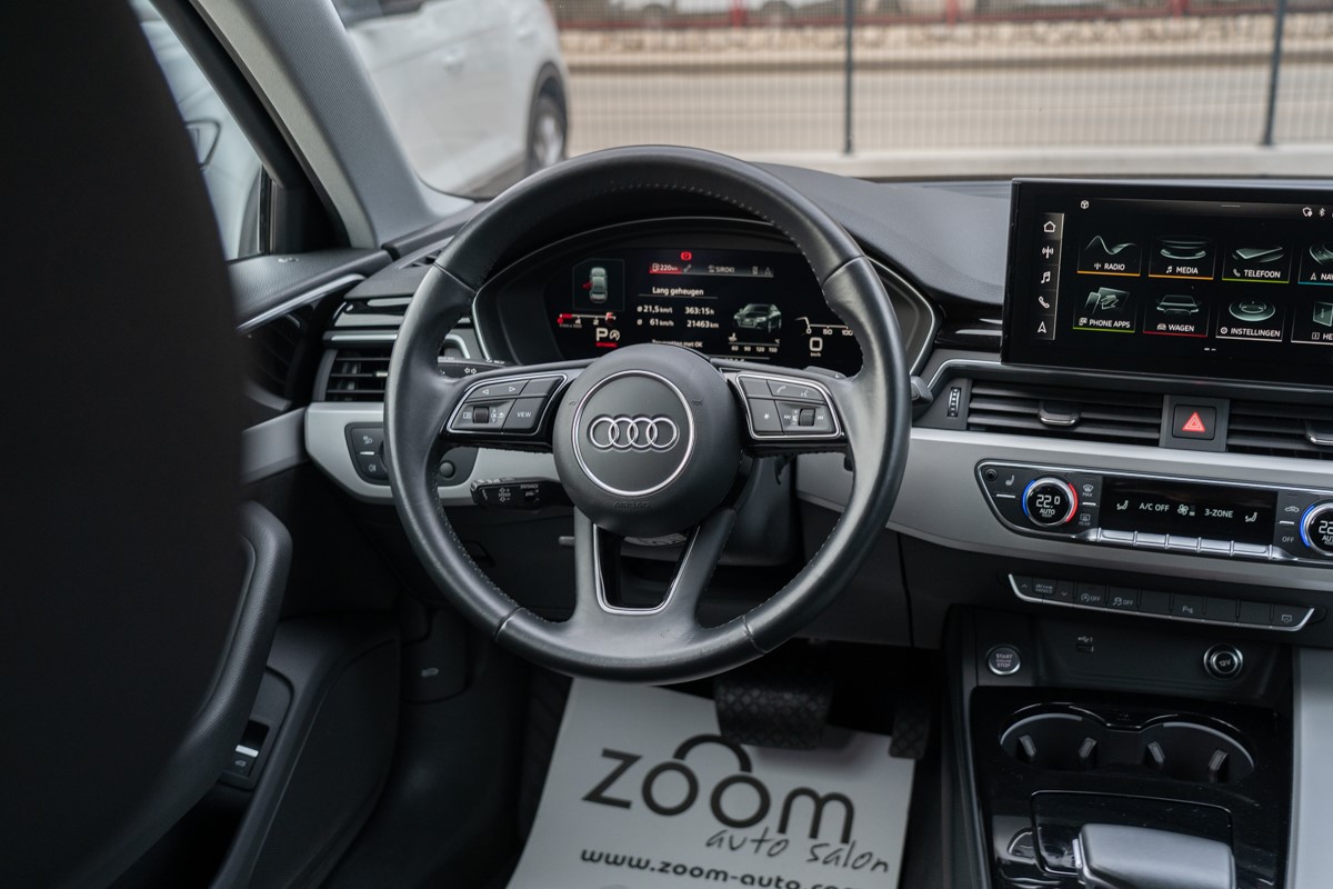 Audi A4
 35 TDI