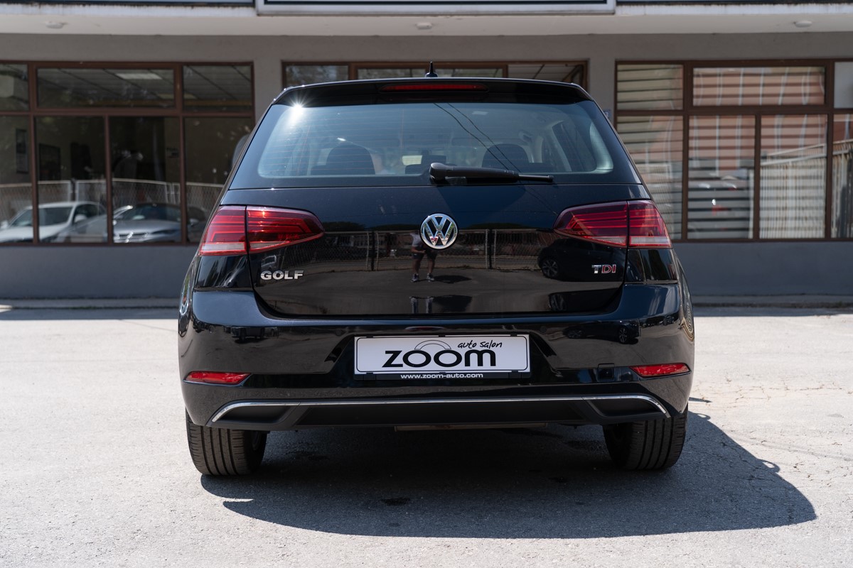 Volkswagen Golf 1.6 TDi BlueMotion Confortline Business