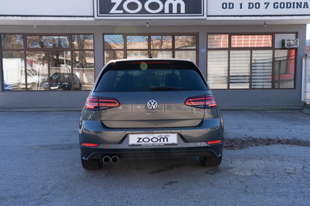 Volkswagen Golf 2,0 TDI DSG GTD