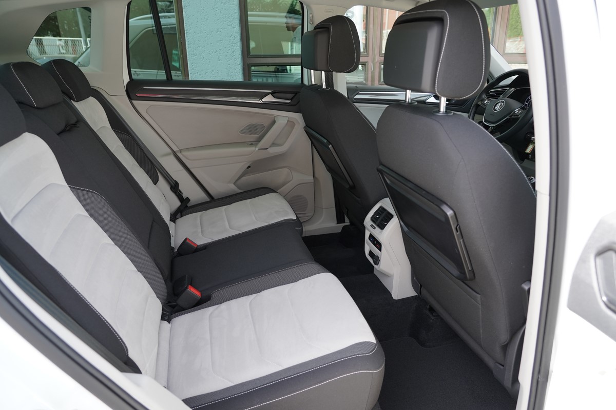 Volkswagen Tiguan
 2.0 TDI  BMT 4MOTION  Virtual Dashboard 