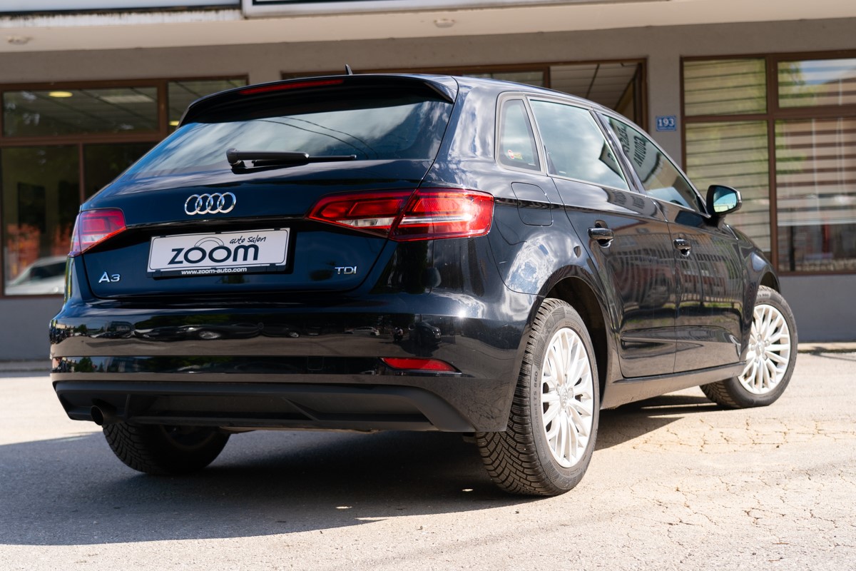 Audi A3
 1,6 TDI