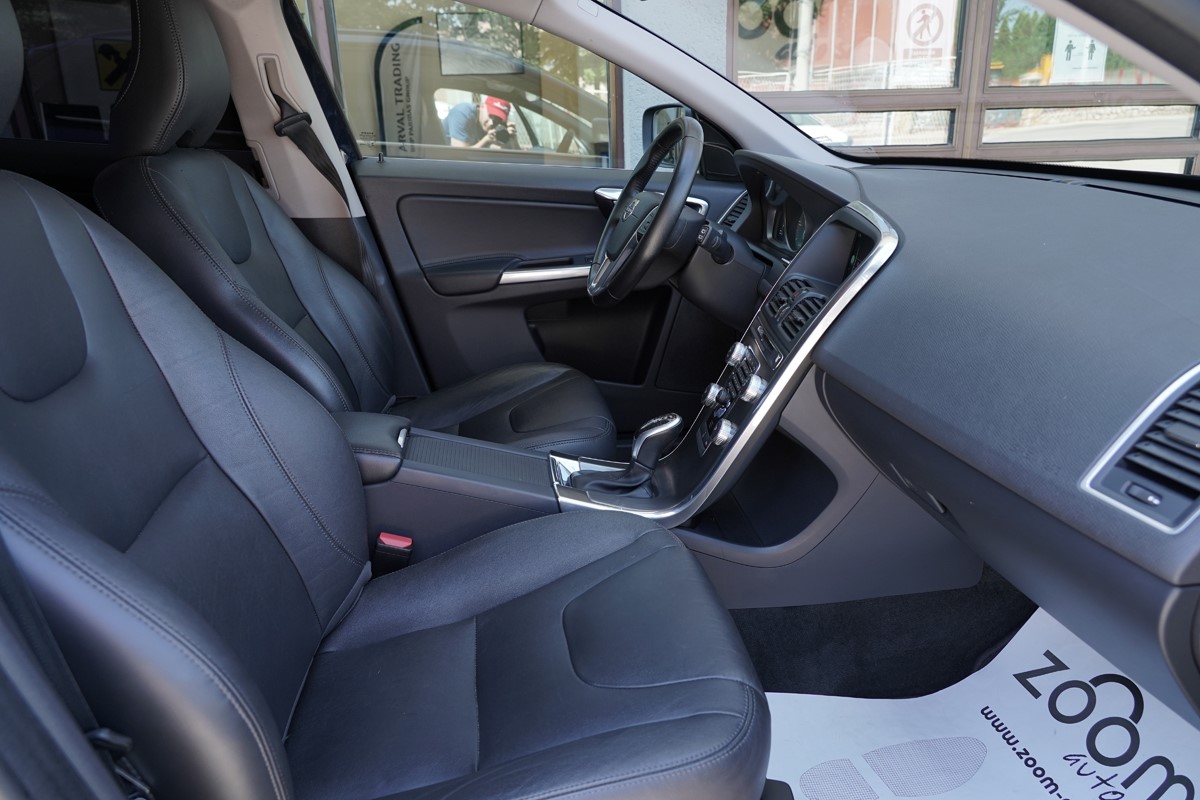 Volvo
 XC60 2,0 D