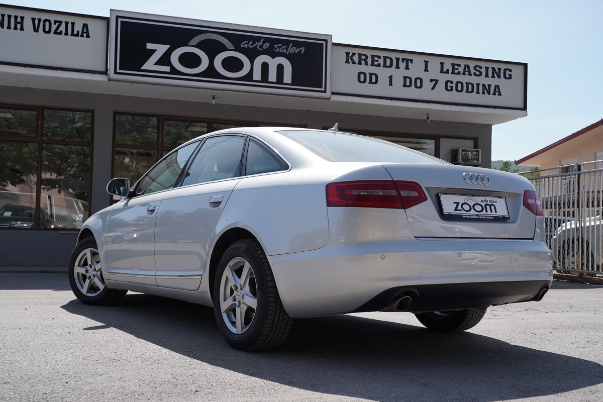 Audi A6
 2,7 TDI Quattro