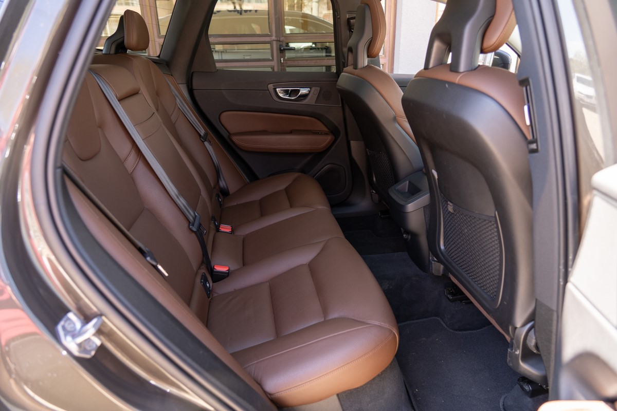 Volvo
 XC60 D4 190 CH