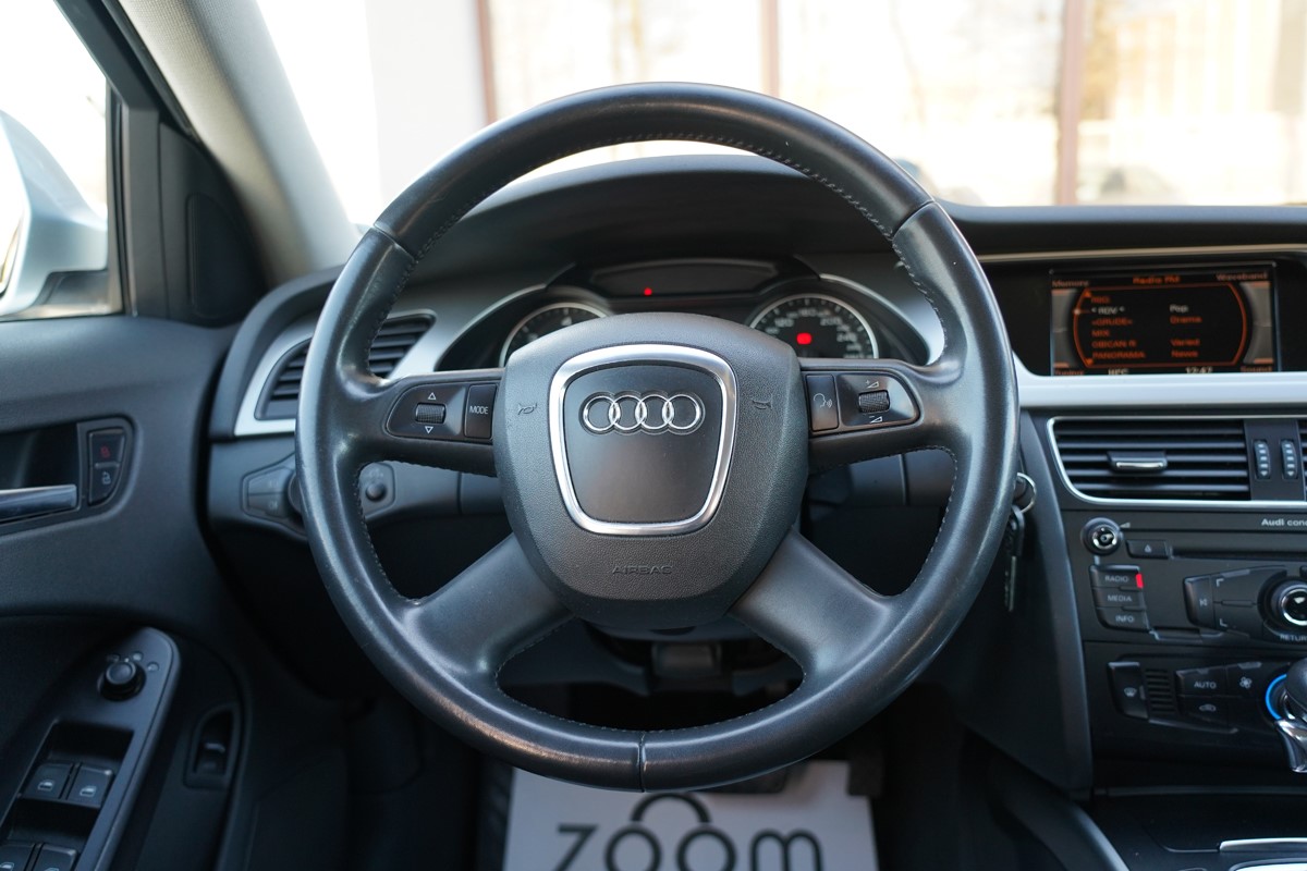 Audi A4
 2,0 TDI