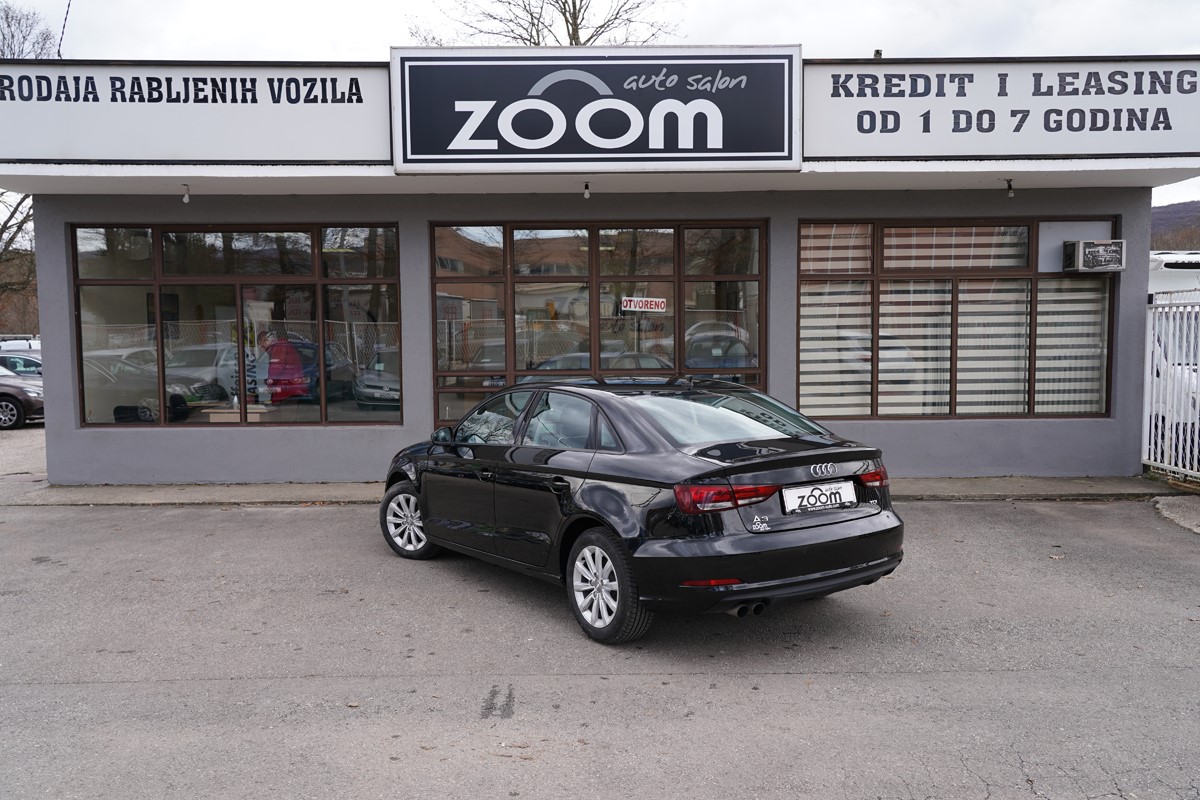 Audi A3
 2,0 TDI S-tronic