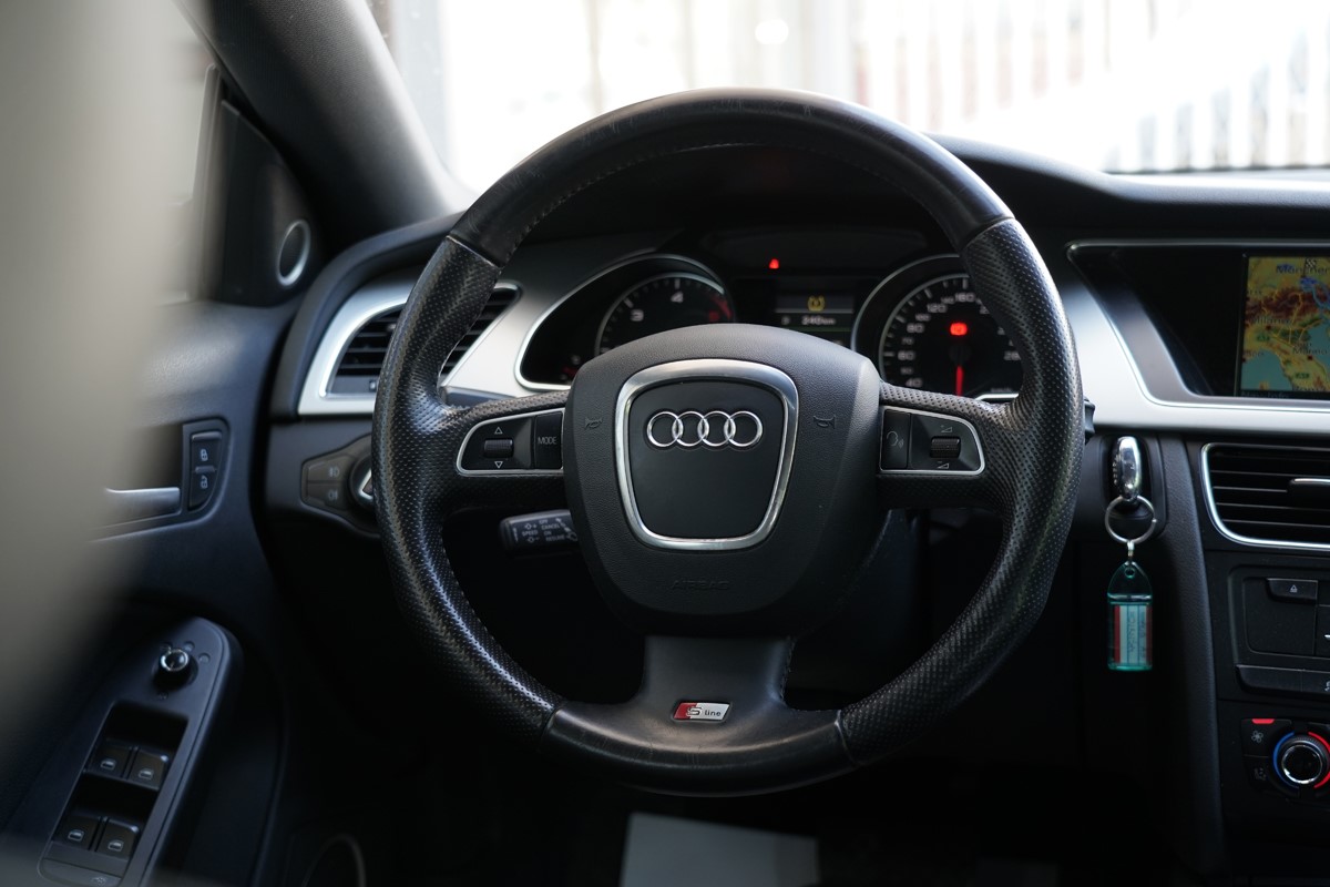 Audi A5
 3.0 TDI QUATTRO