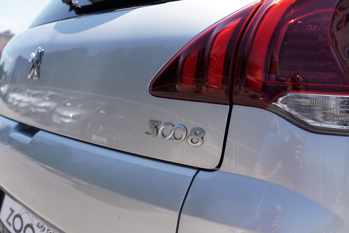 Peugeot 3008 1,6 BlueHDI