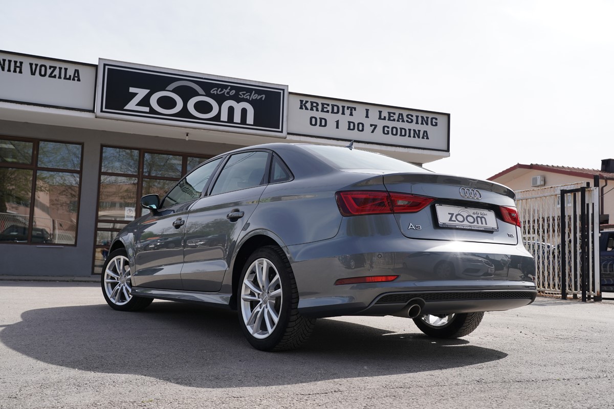 Audi A3
 1.6 TDI S-line Berline