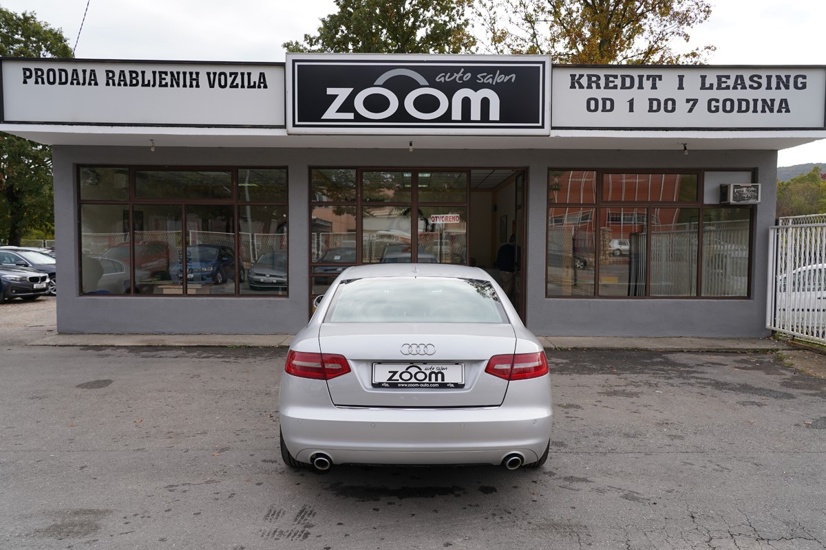 Audi A6
 2,0 TDI
