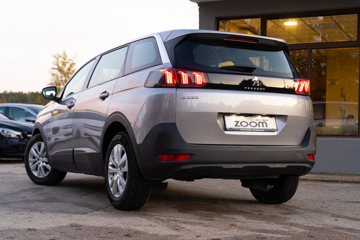 Peugeot 5008 1,5 BlueHDI