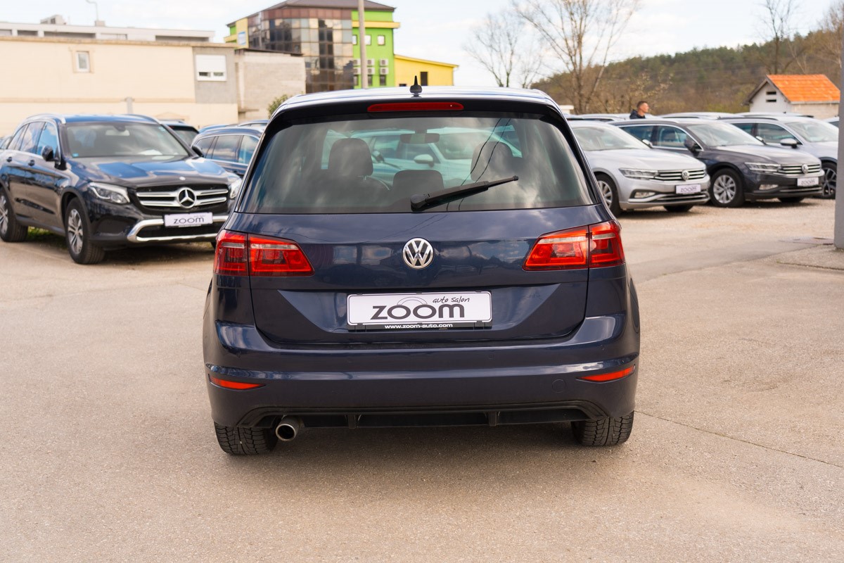 Volkswagen Golf Sportsvan R-line 1.6 TDI