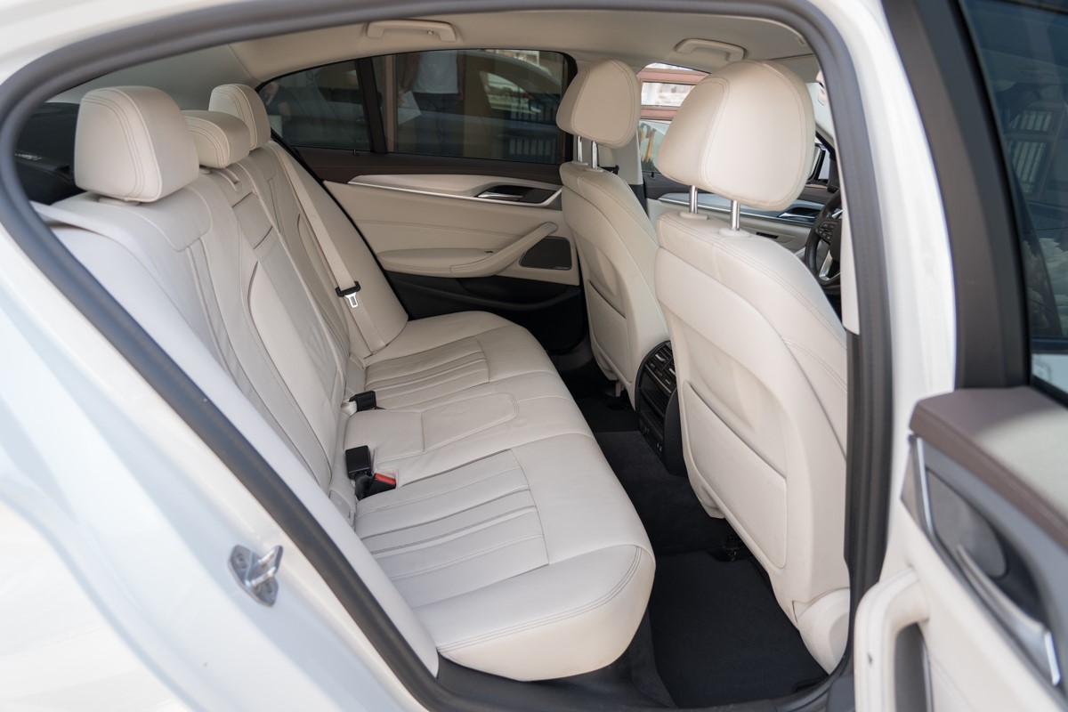 BMW
 5-Series 520d xDrive