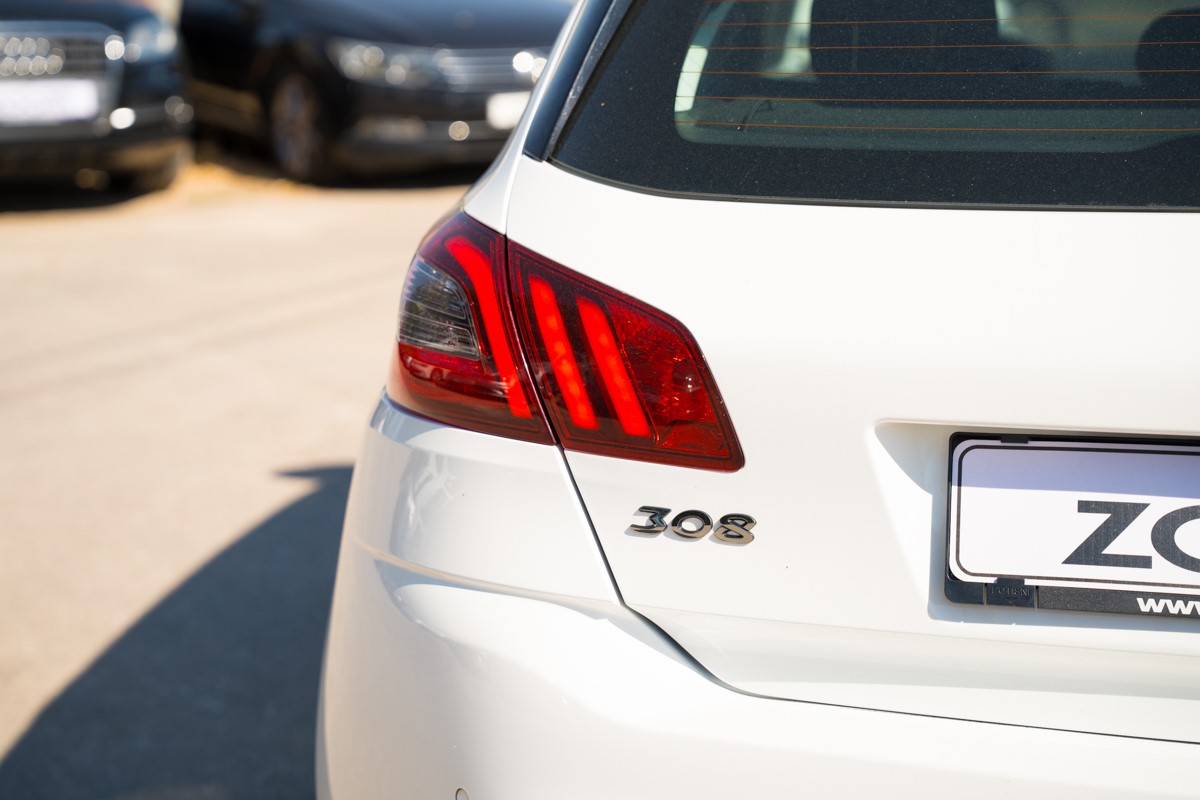 Peugeot 308 1.5 BlueHDI