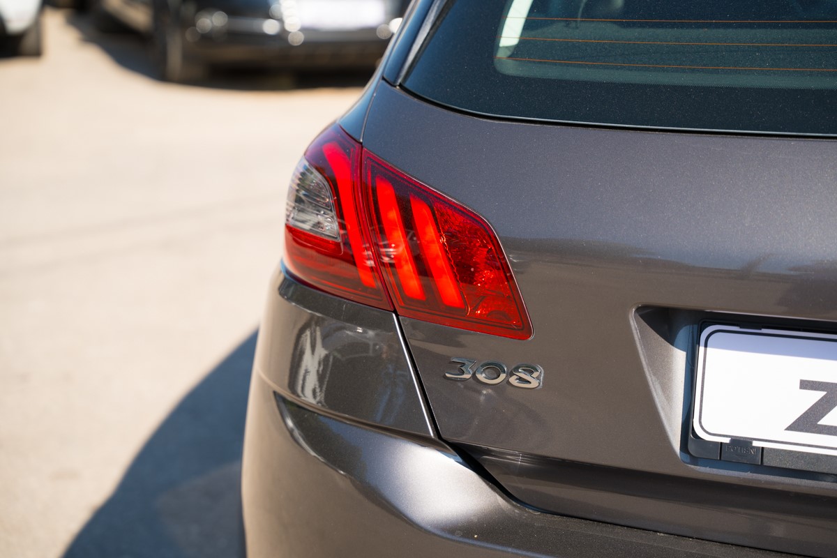 Peugeot 308 1.5 BlueHDI