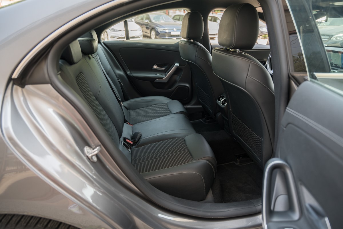 Mercedes-Benz CLA-Class 200 D
