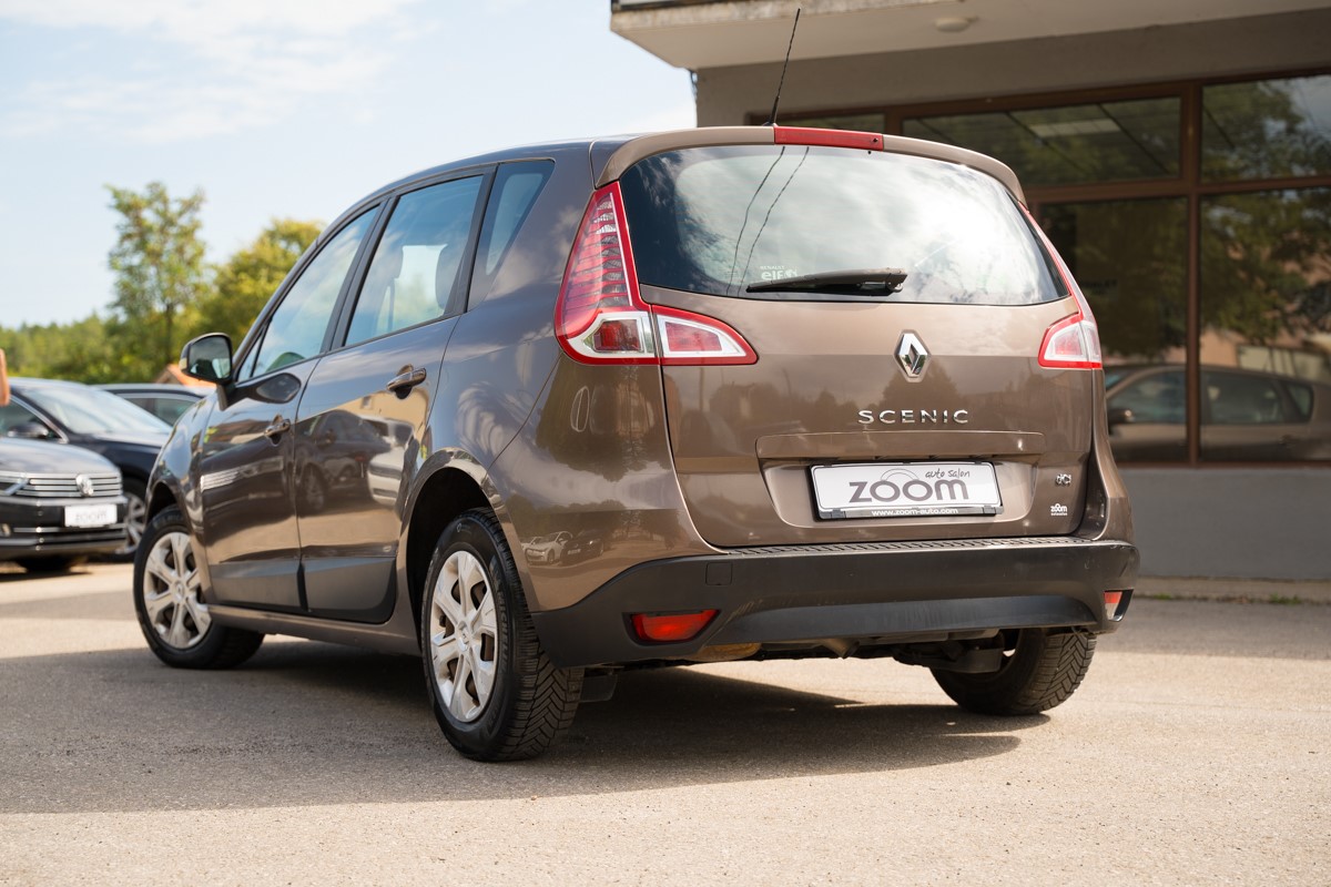 Renault Scenic 1.5 DCI