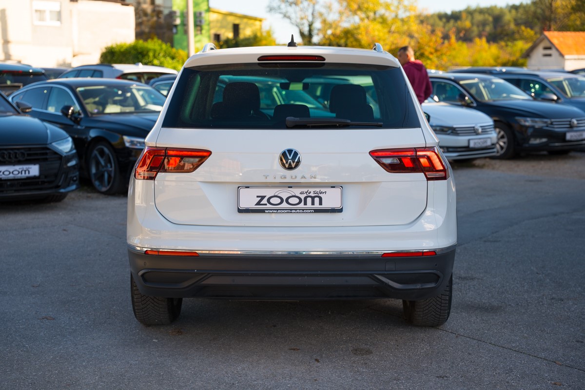 Volkswagen Tiguan
 2.0 TDI DSG
